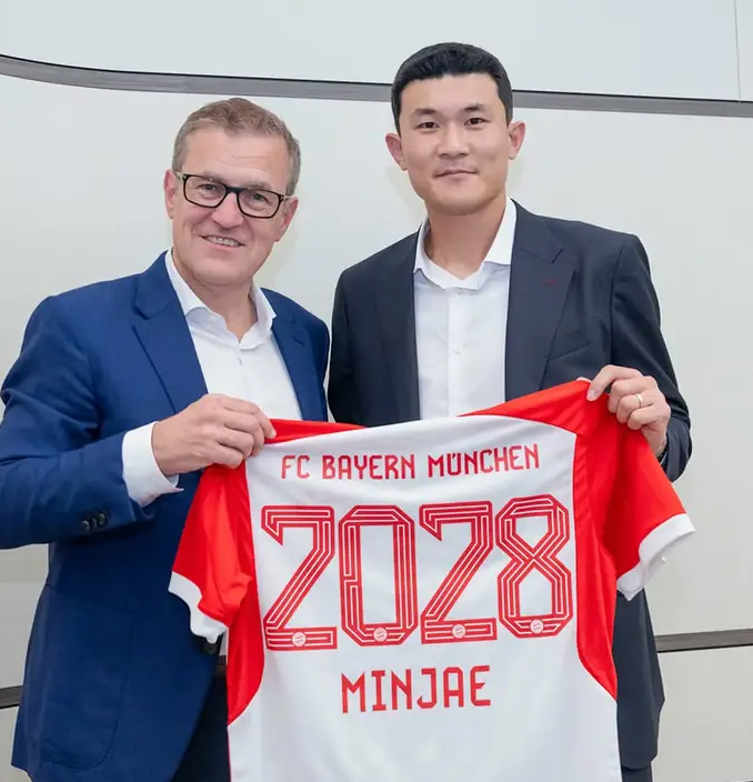 Min-jae Kim verlängert Vertrag beim FC Bayern München – ein klares Bekenntnis Der südkoreanische Innenverteidiger Min