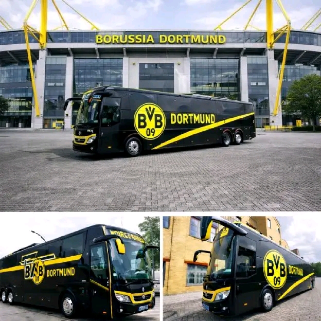 🚨 Borussia Dortmund sorgt für Aufsehen 🚨 Präsident Hans-Joachim Watzke überrascht die Fans mit der Enthüllung von zwei hochmodernen Luxus-Mannschaftsbussen 🚍✨ Ausgestattet mit Hightech ⚙️, exklusivem Design 🎨 und maximalem Komfort 🛋️ – sollen sie den Spielern Reisen auf Champions-League-Niveau ermöglichen. 🏆 Der Schritt gilt als starkes Signal für die wachsenden Ambitionen des Klubs 📈 und festigt Borussia Dortmund weiter auf der großen Fußballbühne. 🔵🟡⚽