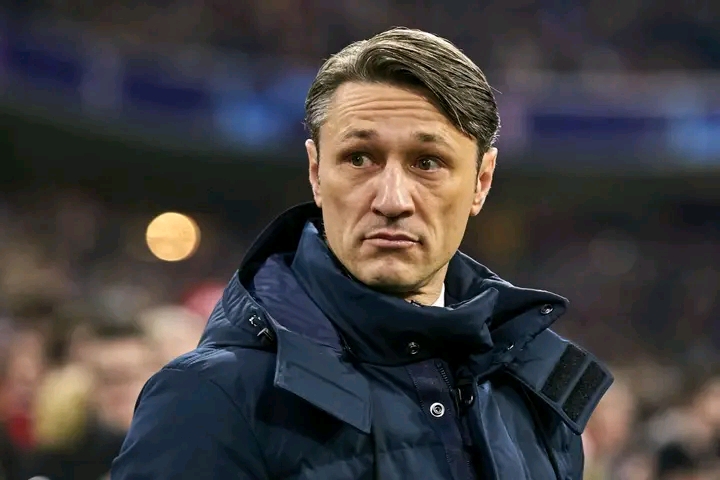 🚨 „SCHOCK-AUS IN DORTMUND: VERTRAG DES STAR-SPIELERS NACH EXPLOSIVEM TRAININGSPLATZ-STREIT AUFGELÖST!“ ⚽ Borussia Dortmund hat Berichten zufolge die Zusammenarbeit mit einem wichtigen Leistungsträger nach einer hitzigen und emotionalen Auseinandersetzung mit dem Trainerteam beendet. Die plötzliche Entscheidung hat den deutschen Fußball erschüttert und bei den Fans für große Fassungslosigkeit gesorgt. Obwohl die genauen Hintergründe noch nicht vollständig bekannt sind, soll sich der Vorfall schnell zugespitzt haben und den Klub letztlich zu einer sofortigen und drastischen Reaktion gezwungen haben.